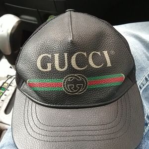 ON HOLD RN SORRY Gucci BLK leather and knit hat